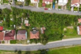 Prodej rodinného domu s velkým stavebním pozemkem