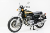 Yamaha, rok výroby 1973, tmavě zelená, objem 750
