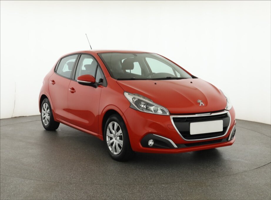 Peugeot 208, 1.2 PureTech, ČR,1.maj, Serv.kniha,