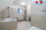 Prodej rodinného domu, 292 m², Praha - Horní Počernice