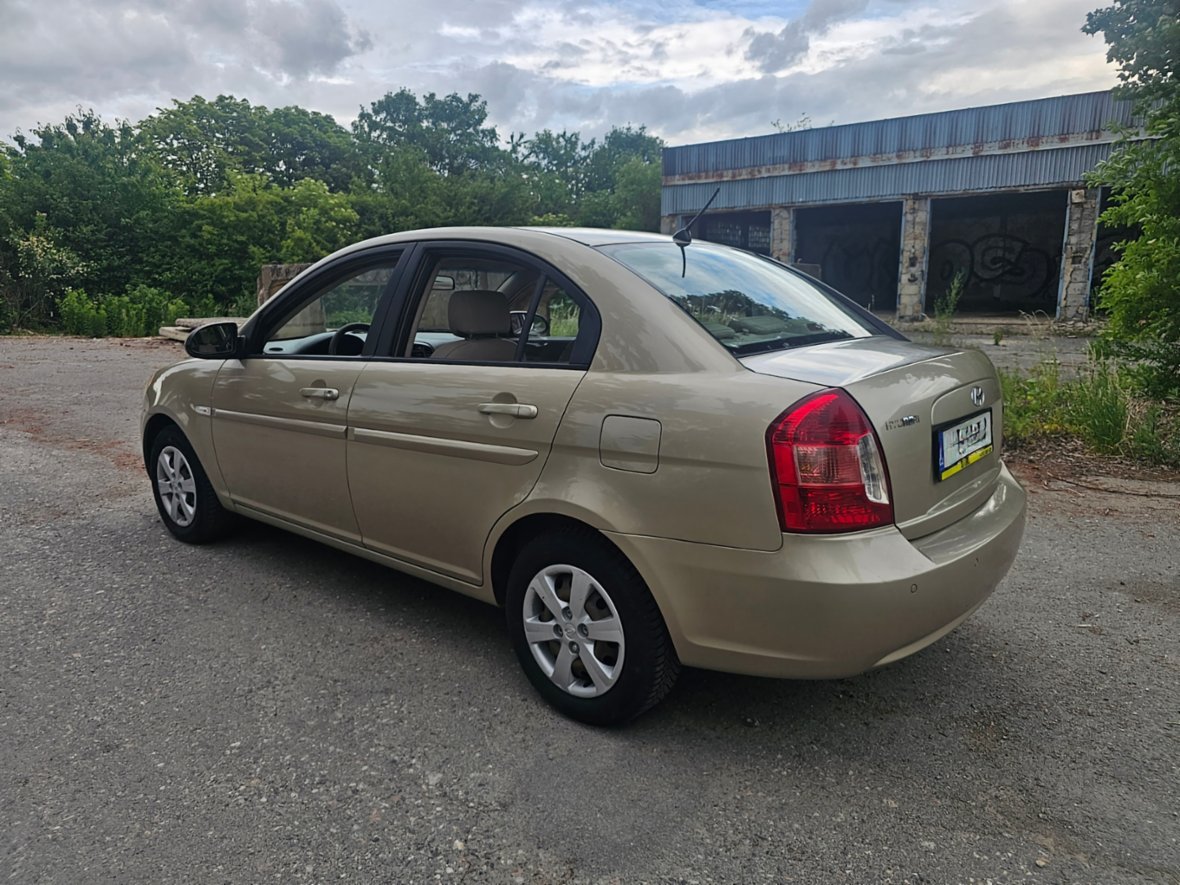 Hyundai Accent 1.4i 71kW