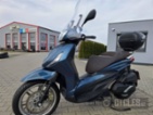 Piaggio Beverly 400, skútr