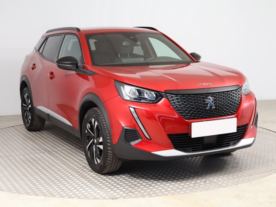 Peugeot 2008, 1.2 PureTech, Automat, ČR,2.maj,,