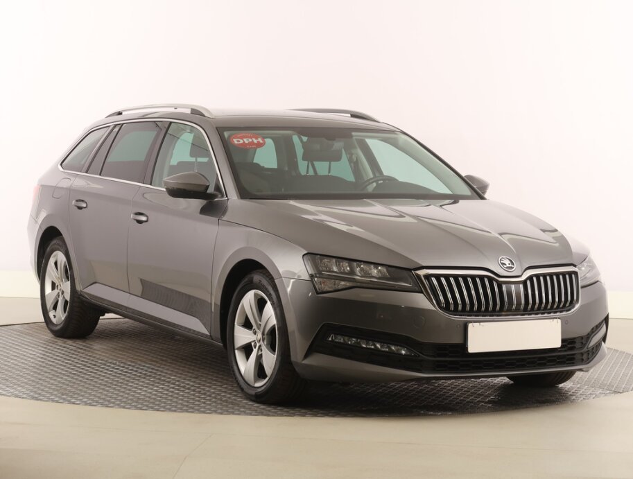 Skoda Superb, 2.0 TDI, digi klima, Infotainment,,