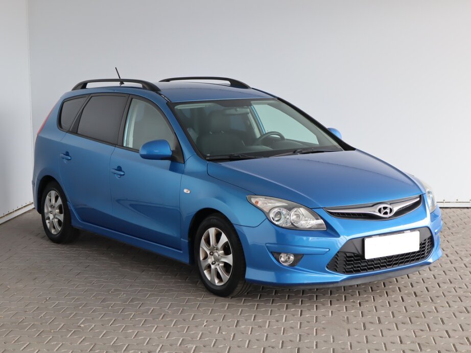 Hyundai i30, 1.6 MPI, Automat, Serv.kniha, Klima,,