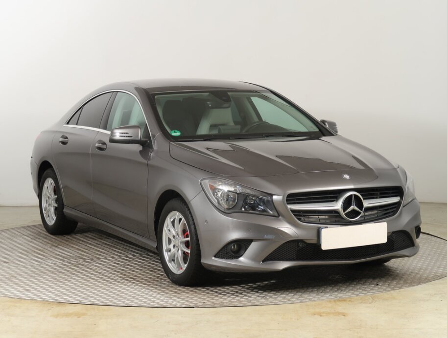 Mercedes Třída CLA, 180, Automat, Serv.kniha, Kůže