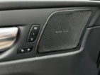 Volvo XC60, B5 AWD Plus dark vent. + kola, SUV,
