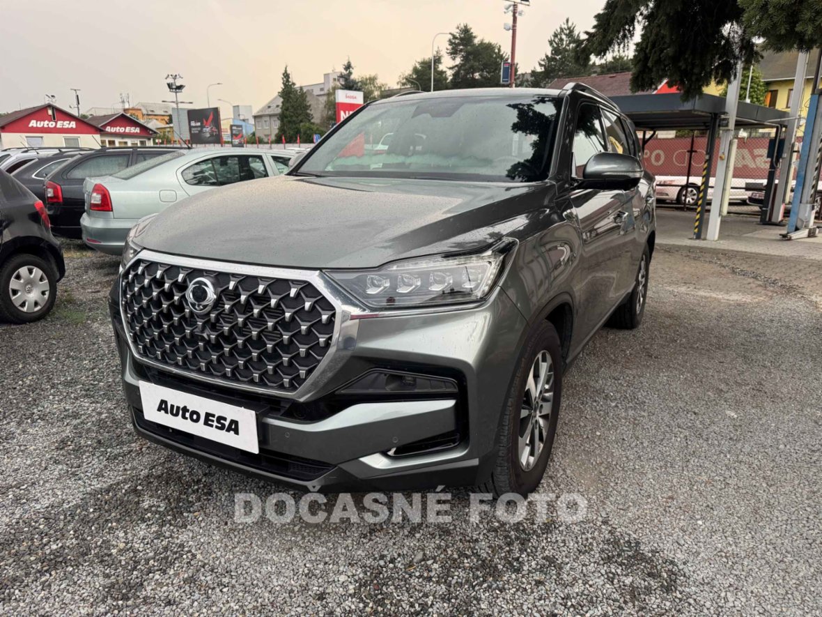 SsangYong Rexton, 4x4 2.2D, ČR, servis.kniha, SUV,