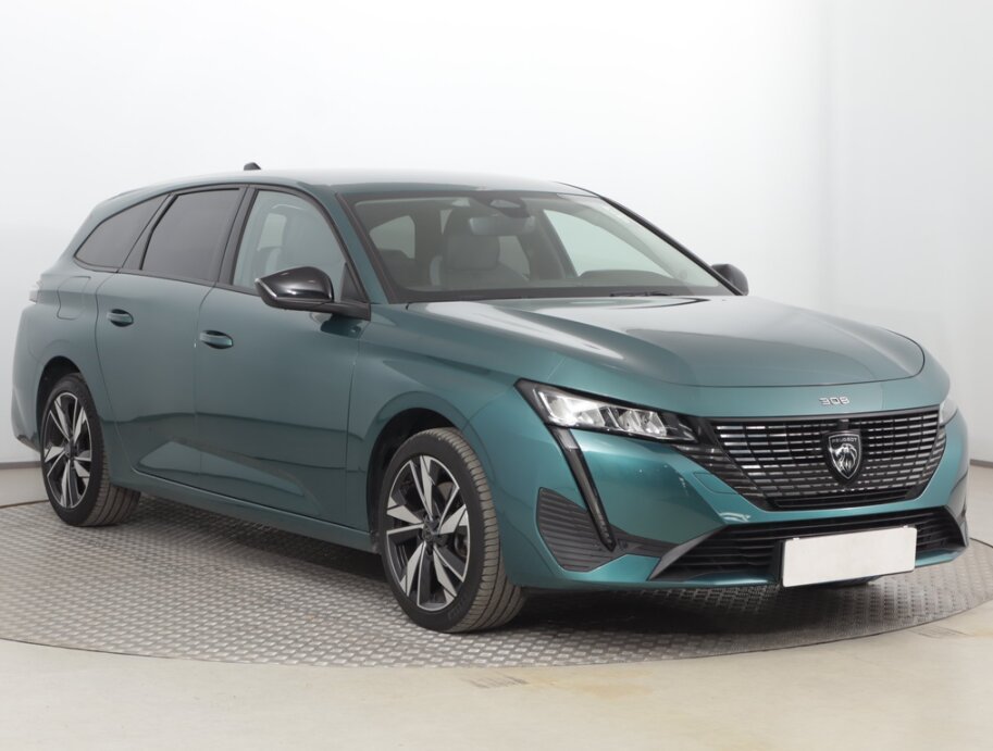 Peugeot 308, 1.2 PureTechAllure , Automat, Serv