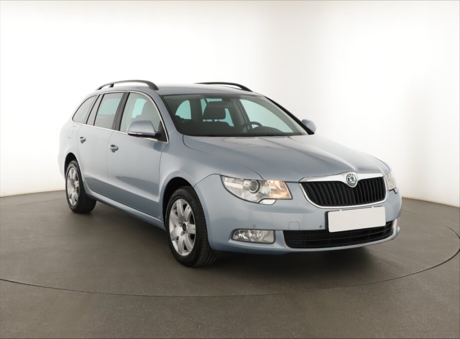Skoda Superb, 2.0 TDIElegance , Serv.kniha, Xenony