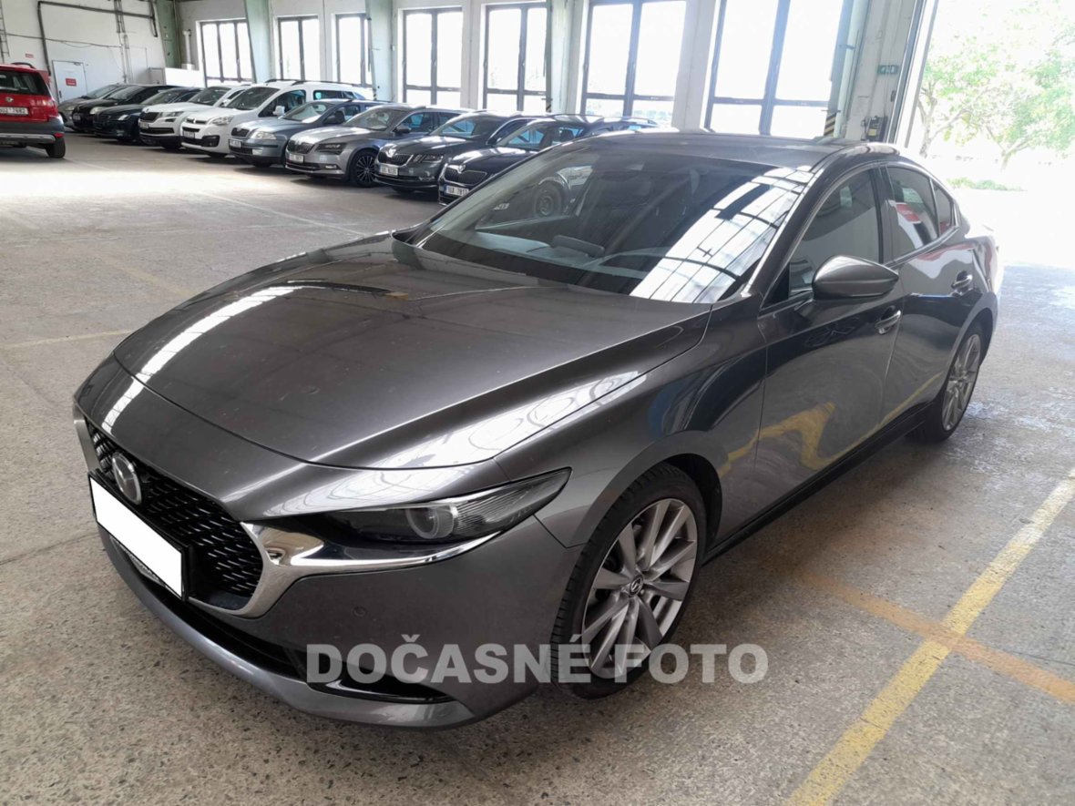 Mazda 3, 2.0i, 1.maj,ČR, servis.kniha, sedan,