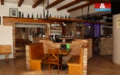 Restaurace a nočního klubu, Holice 