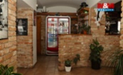 Restaurace a nočního klubu, Holice 