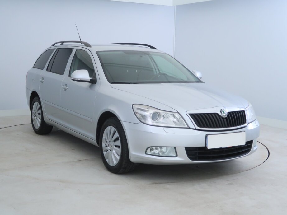 Skoda Octavia, 1.6 TDIElegance , nová STK, Klima,,