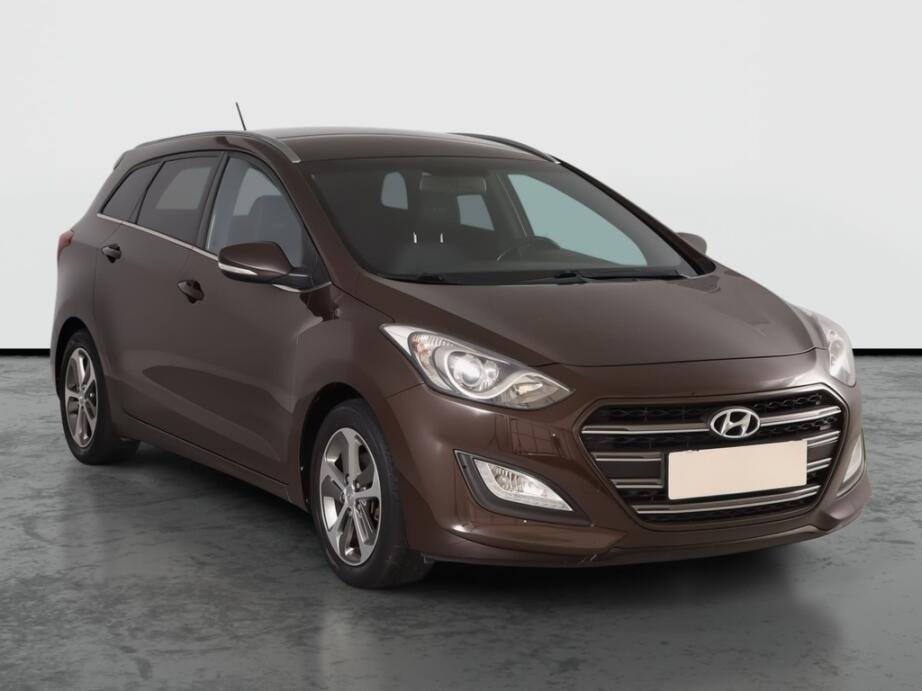Hyundai i30, 1.6 GDI, Tempomat, Park. senzory,,