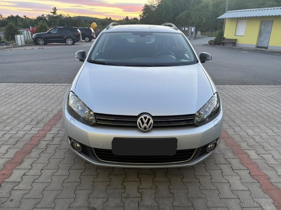 Volkswagen Golf 1,6 TDI | Style | 77 kW | 2011