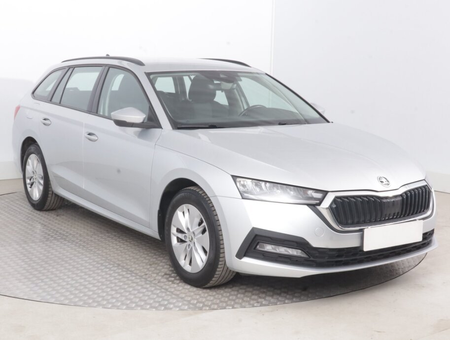 Skoda Octavia, 2.0 TDIAmbition , ČR,1.maj,, Combi,