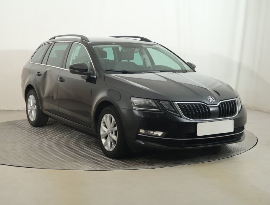 Skoda Octavia, 1.6 TDI, Automat, ČR,2.maj,