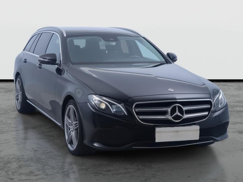 Mercedes Třída E, E 220 d, Automat, Kůže, Navi,,