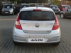Hyundai I30, 1.6 CRDi, ČR, AC, hatchback, nafta
