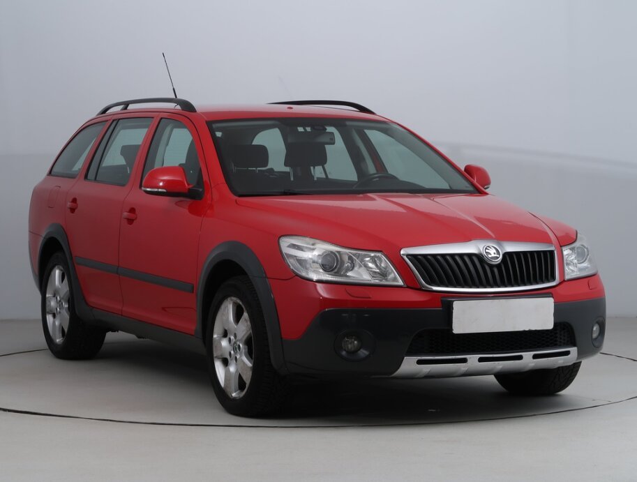 Skoda Octavia, 1.8 TSIScout , 4X4, Xenony, Klima,,