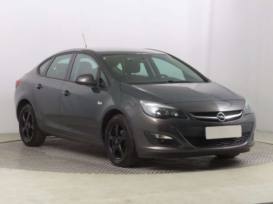 Opel Astra, 1.6 16VEnjoy , ČR,1.maj, Serv.kniha,,