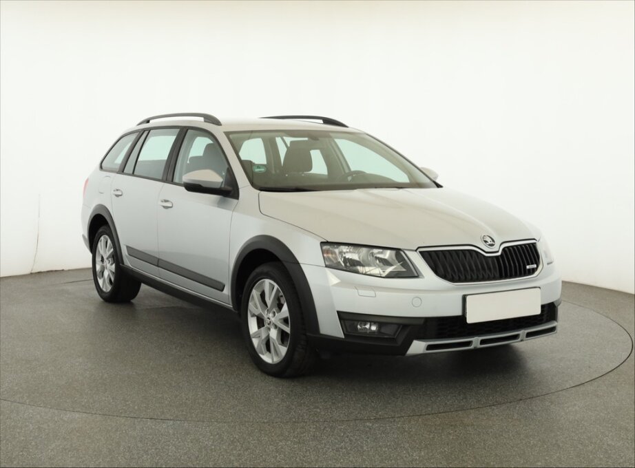 Skoda Octavia, 2.0 TDIScout , 4X4, Automat,, Combi
