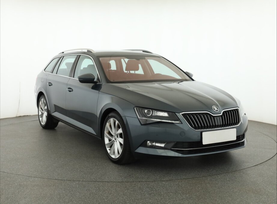 Skoda Superb, 2.0 TDIStyle , Automat, Serv.kniha,,