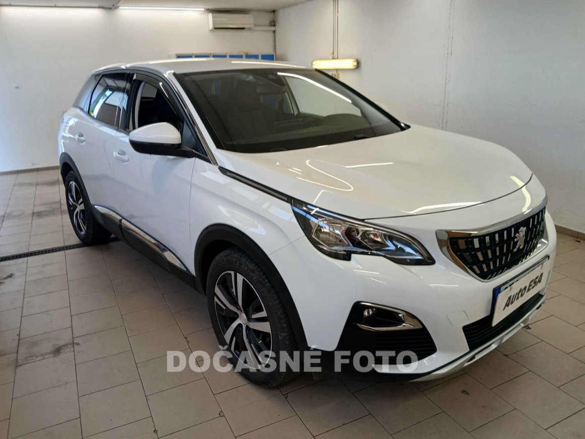 Peugeot 3008, 1.2 PT, 1.maj,ČR, MPV, benzín