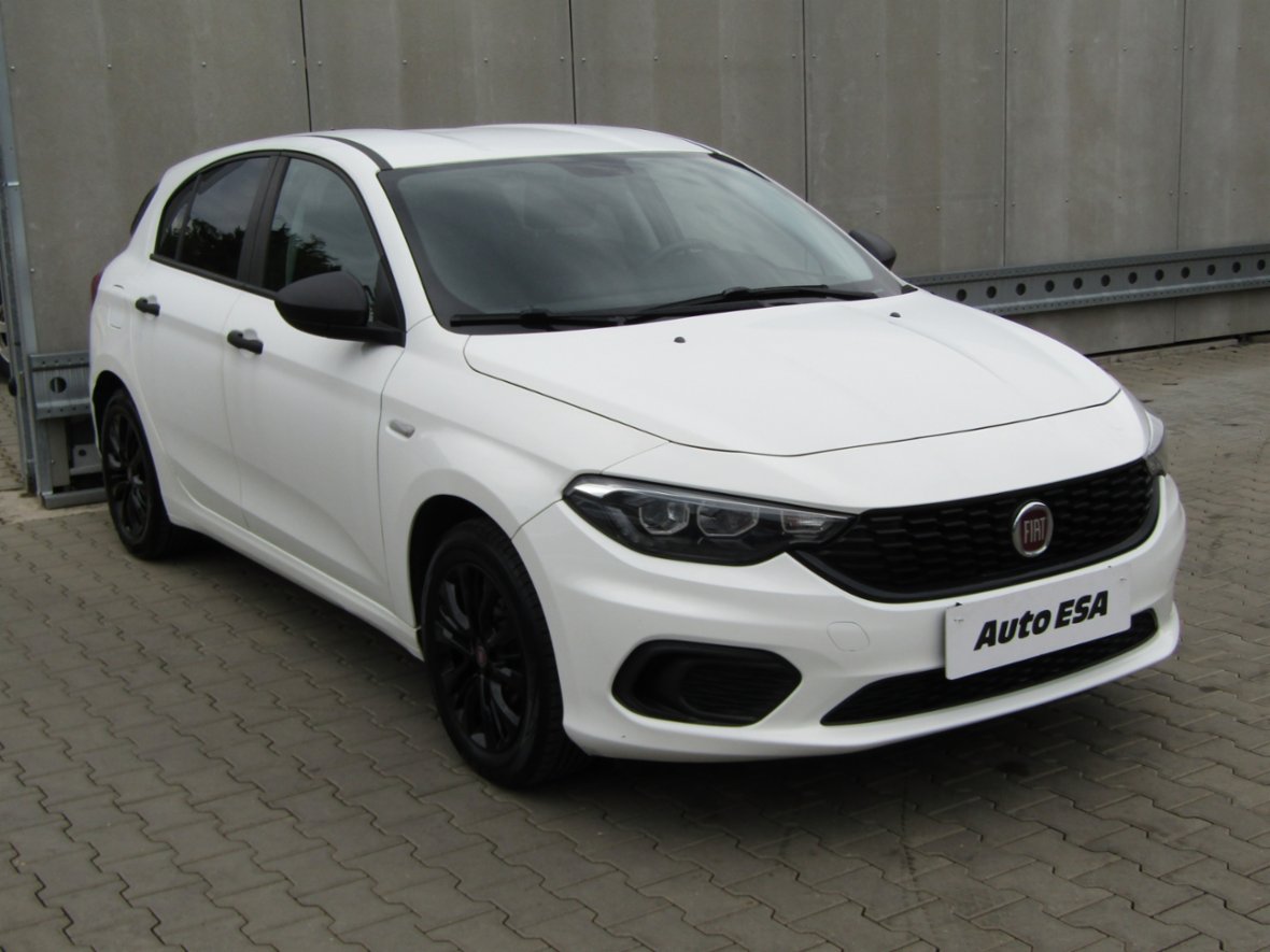 Fiat Tipo, 1.4i, AC, tempo, park.čidla, hatchback,