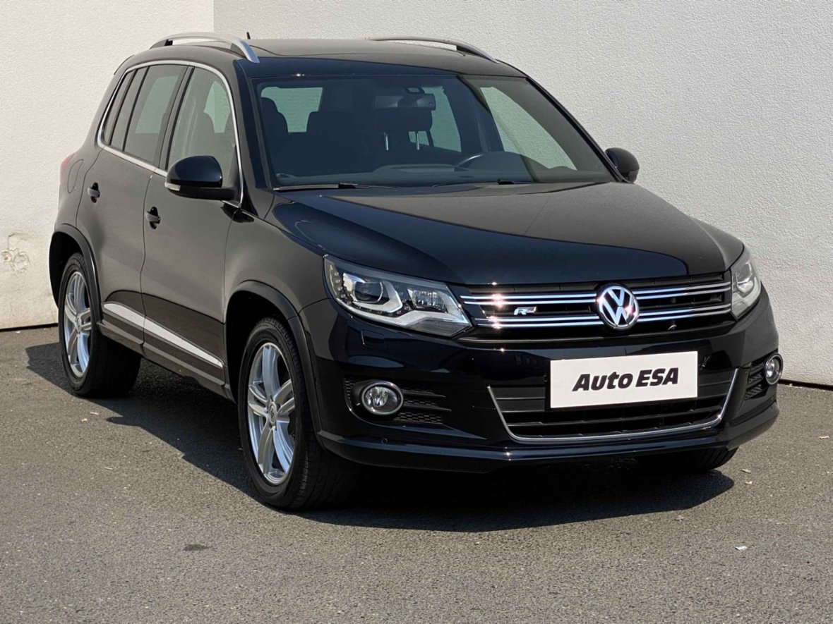 Volkswagen Tiguan, 4x4 R-line 2.0 TSi, SUV, benzín