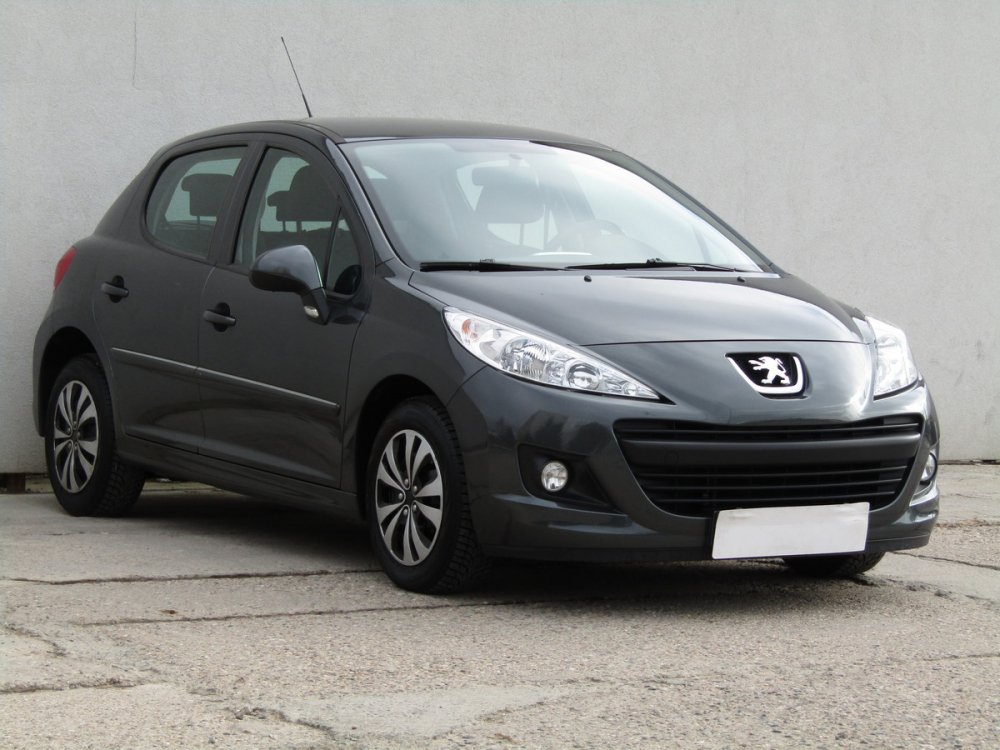 Peugeot 207, 1.4 i, AC, el. výbava, hatchback,