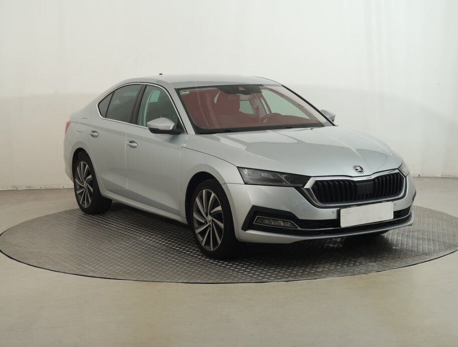 Skoda Octavia, 1.5 TSI,, Hatchback, Benzín