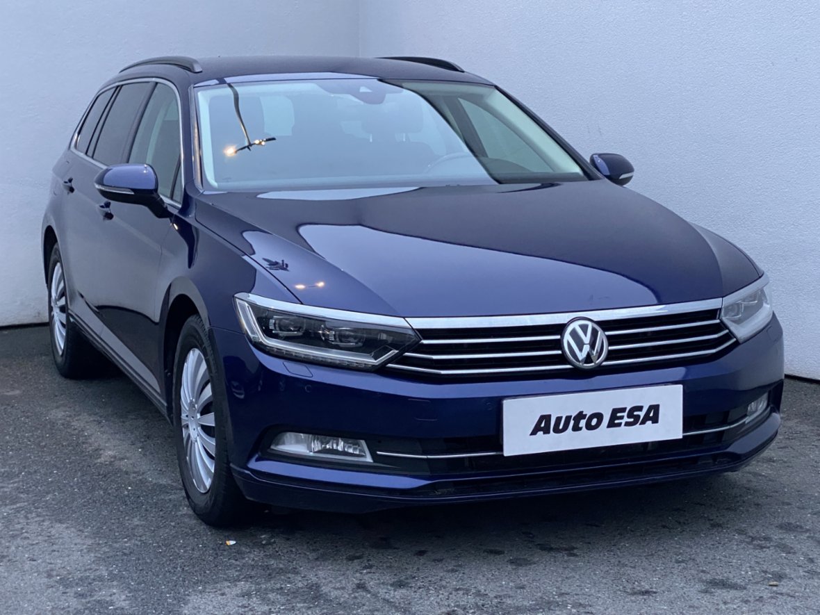 Volkswagen Passat, 2.0TDi, DSG, LED, navi, kombi,