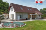 Prodej rodinného domu, 186 m², Krupá
