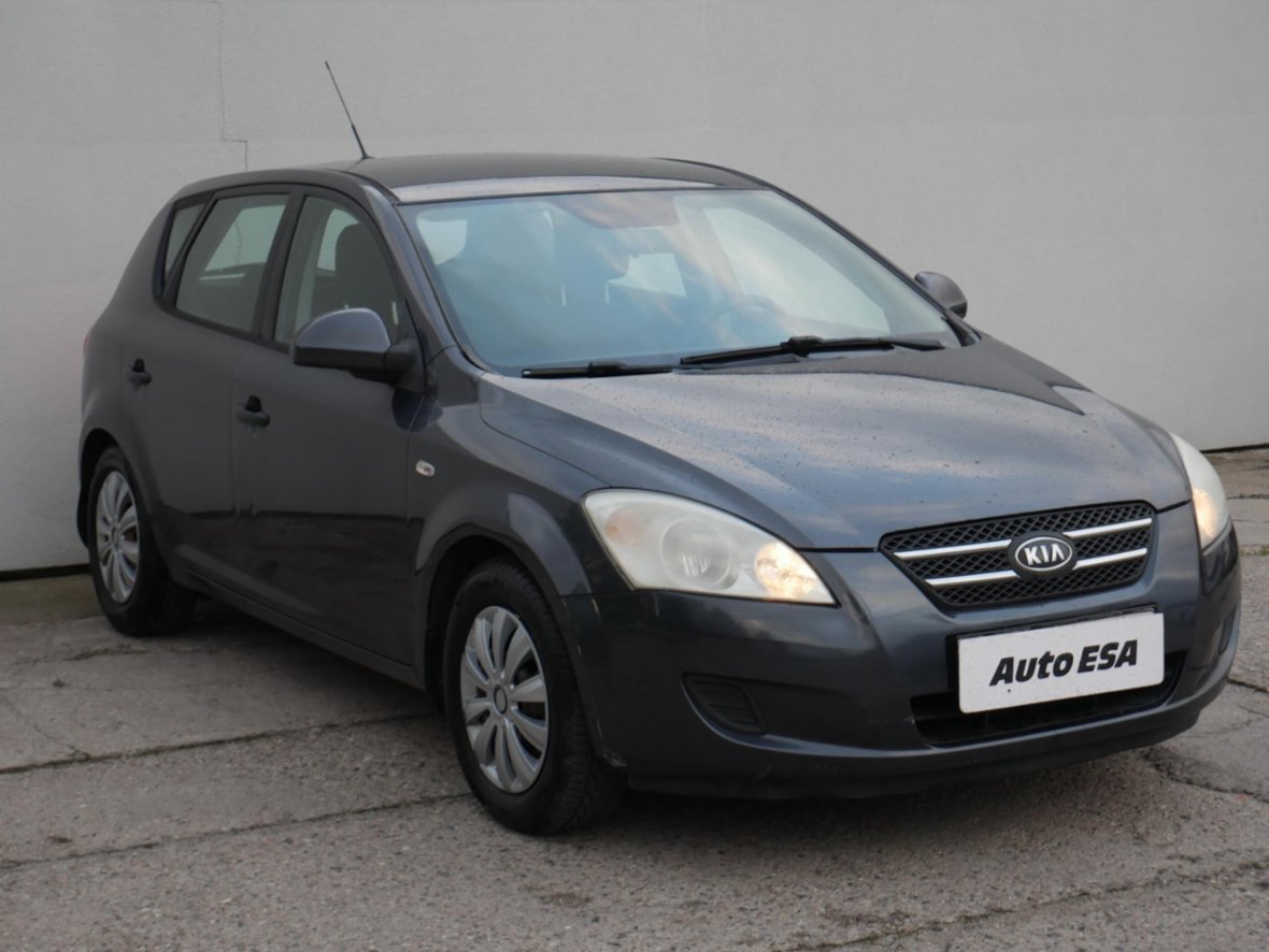 Kia Ceed, 1.6CRDi, ČR, AC, hatchback, nafta