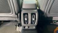 Volvo XC40, PLUS DARK, B4 FWD, 145+10 kW /, SUV,