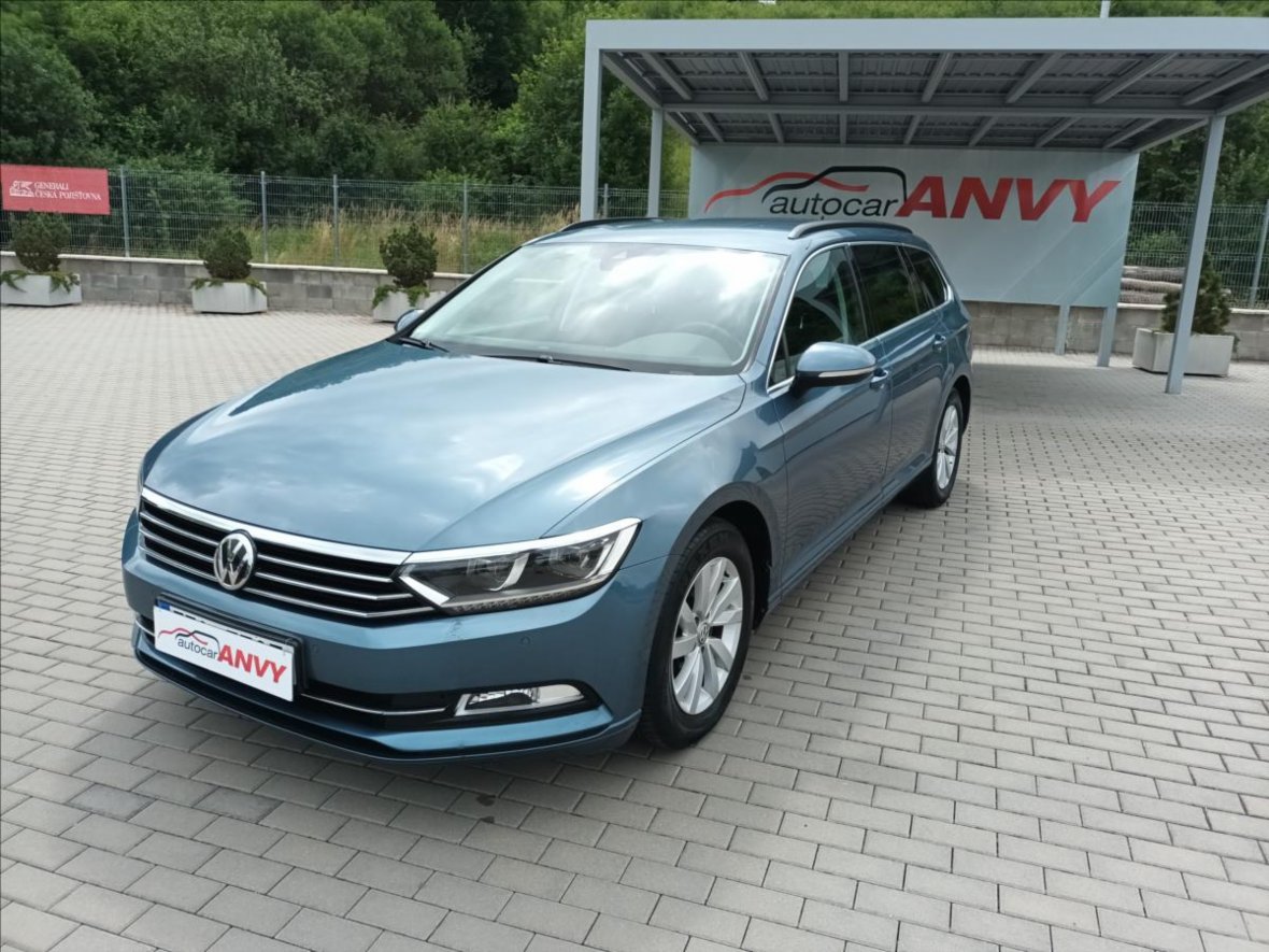 Volkswagen Passat, 2,0 TDI,110kw,LED,SERVIS,TAŽNÉ,