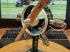 DIY stolní větrák - Vought F4U Corsair