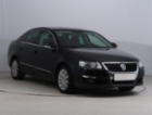 VW Passat, 2.0 TDIComfortline , Xenony, Klima,,