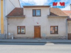 Prodej rodinného domu, 120 m², Zásmuky, ul. Kmochovo nám.