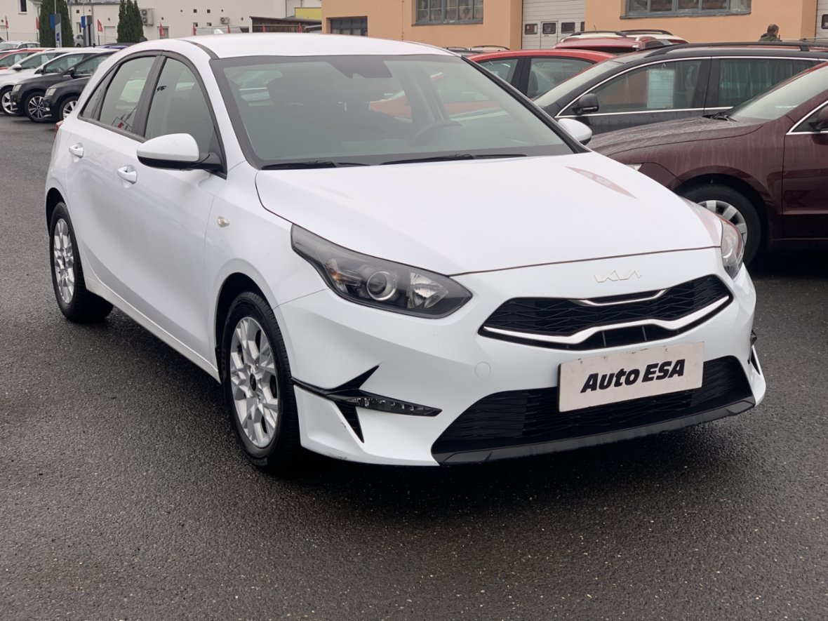 Kia Ceed, 1.5 T-GDi Spin, ČR, Spin, hatchback,