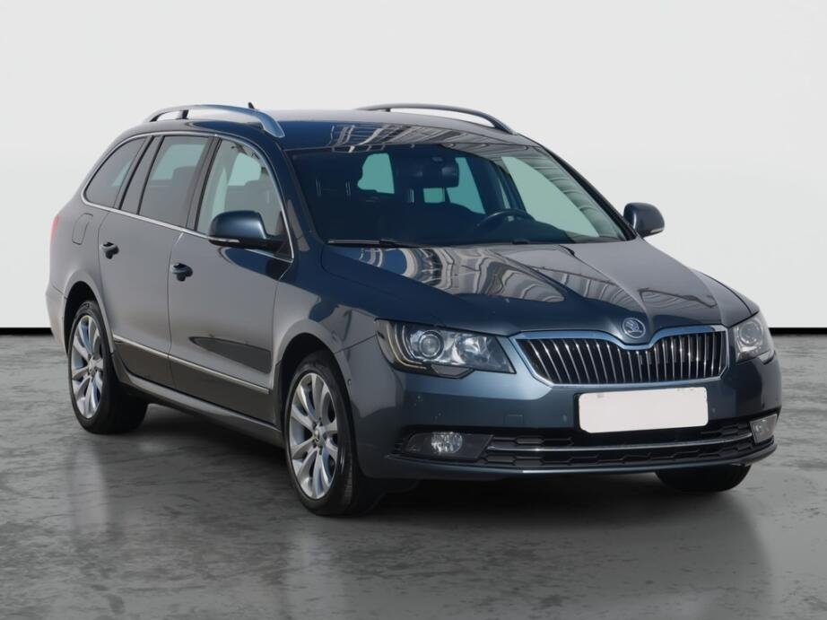 Skoda Superb, 2.0 TDIElegance , Automat, Navi,,