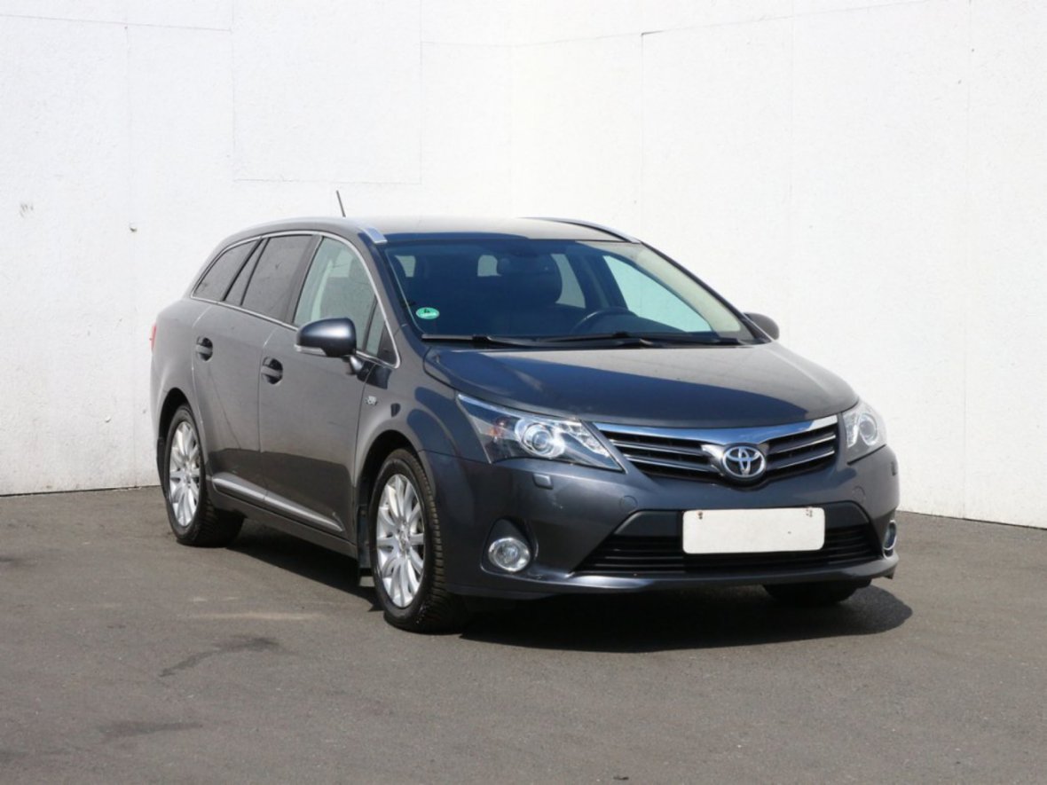 Toyota Avensis, 2.0 D, kombi, nafta