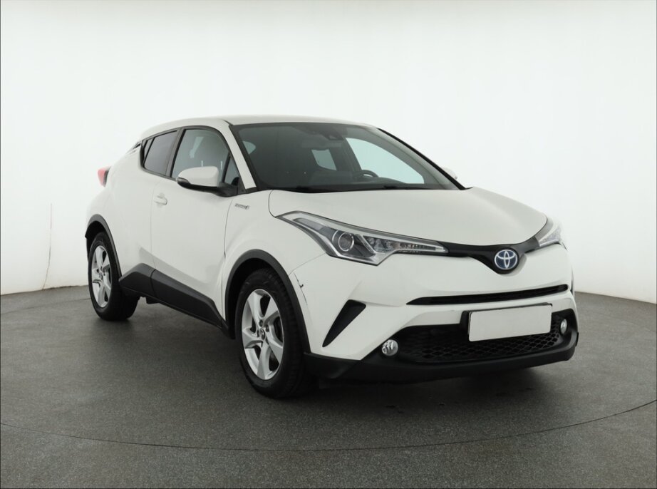 Toyota C-HR, 1.8 Hybrid, Automat, ČR,2.maj, Navi,,