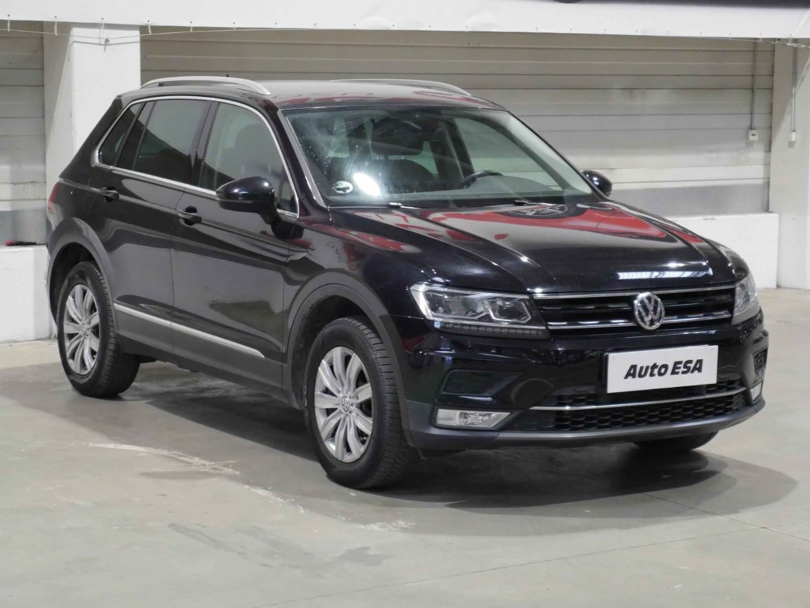 Volkswagen Tiguan, 4x4 2.0 TSIe, SUV, benzín