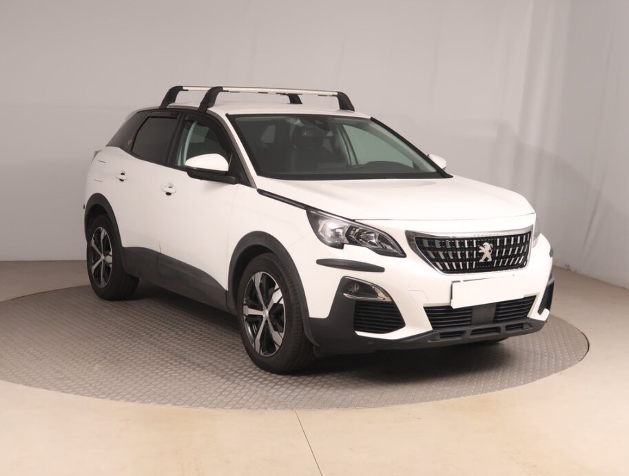 Peugeot 3008, 1.2 PureTech, ČR,2.maj, Serv.kniha,,