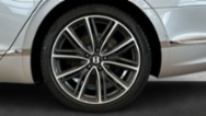 Bentley Flying Spur, limuzína, hybridní - benzin