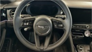 Bentley Flying Spur, limuzína, hybridní - benzin