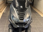 Peugeot Metropolis 400